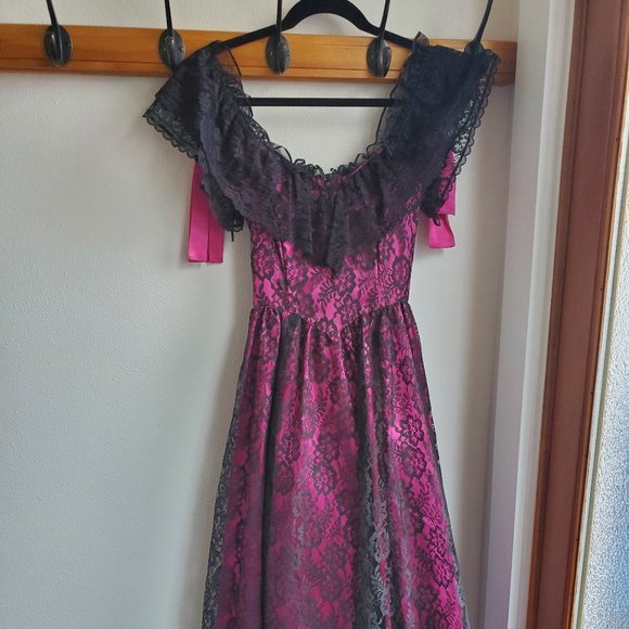 the  prom dress black and red lace - Picture 3 of 10